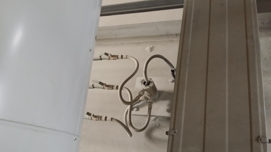 浮法玻璃生產(chǎn)線(xiàn)退火窯B區(qū)紅外測(cè)溫儀DT40G