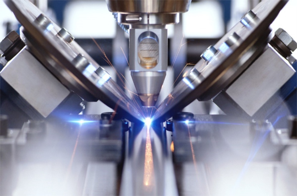 DGA10N激光紅外測溫儀在激光加熱中的應(yīng)用